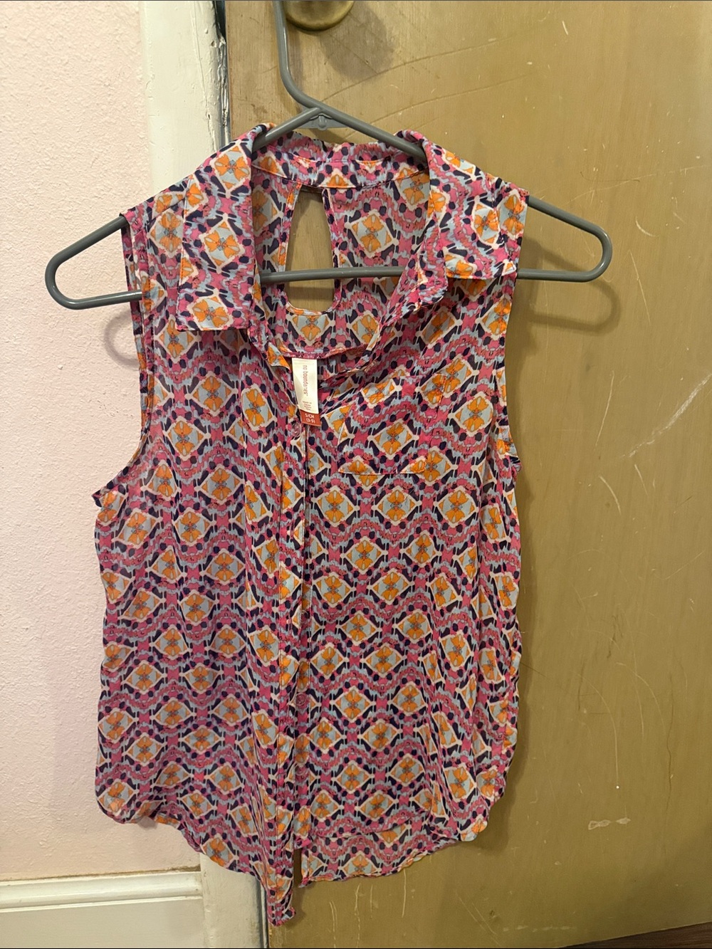 No Boundaries Pink & Orange Printed Sleeveless Button-Front Camisole